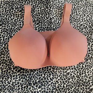 VIVTORIA SECRET 38DD T-SHIRT BRA